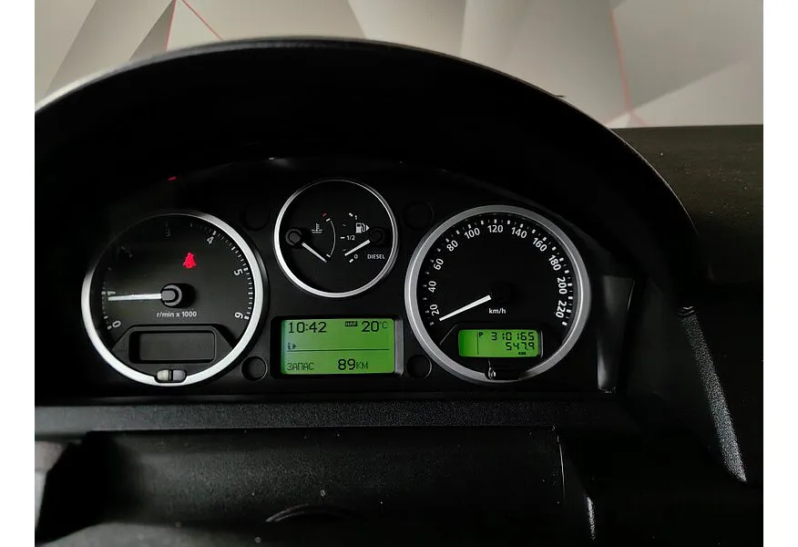 Land Rover Discovery 2.7 TD AT (190 л.с.) Черный в АВИЛОН. Слайд №16