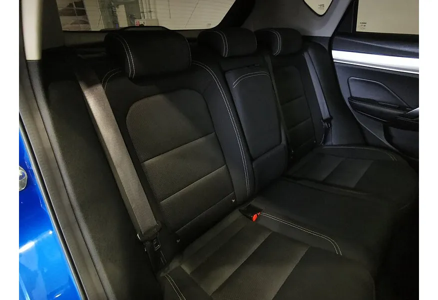 Geely Coolray 1.5T 7DCT 2WD (150 л.с.) Comfort Синий в АВИЛОН. Слайд №17