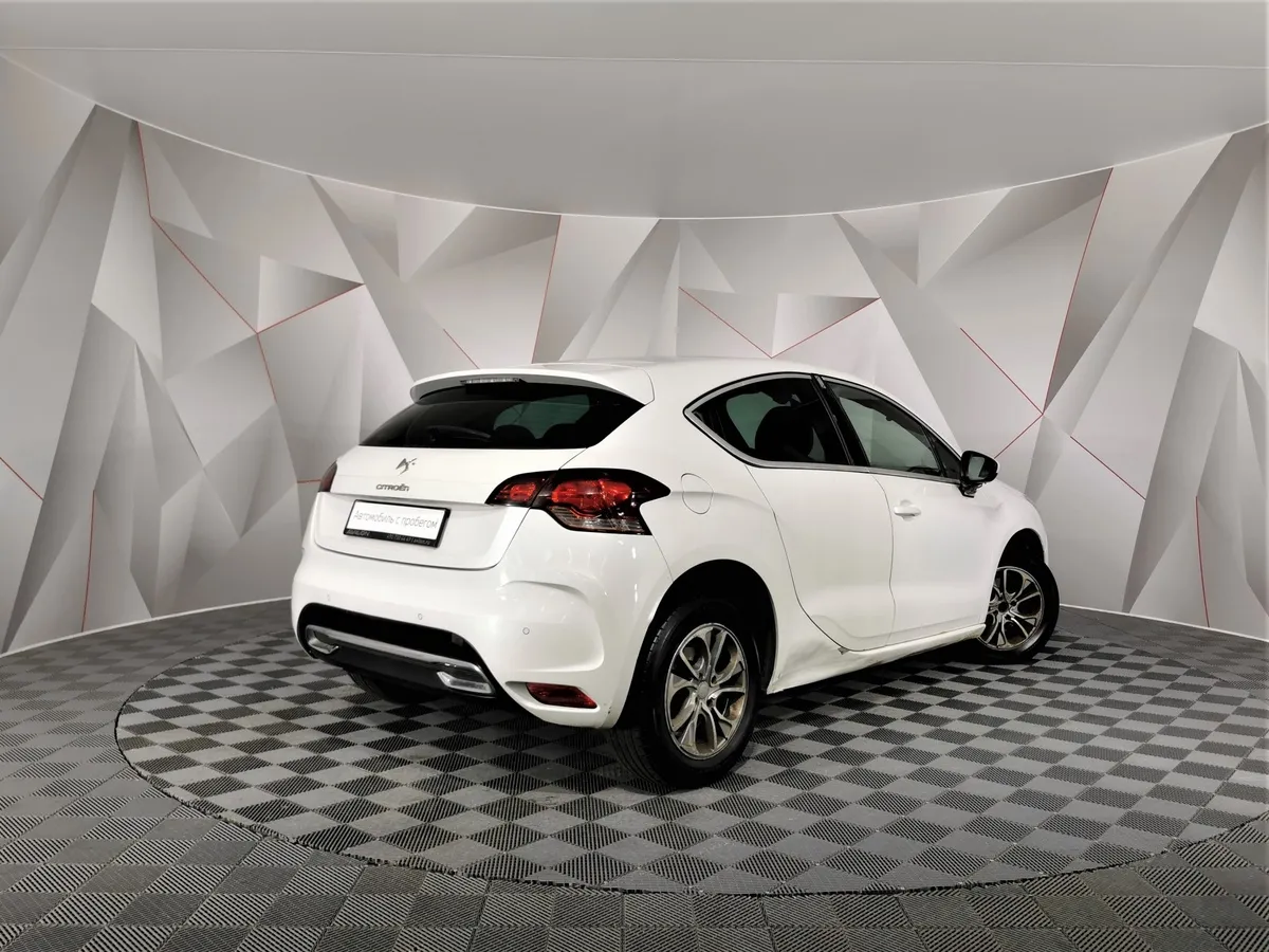Citroen DS4 1.6 THP AT (150 л.с.) Белый в АВИЛОН. Слайд №2
