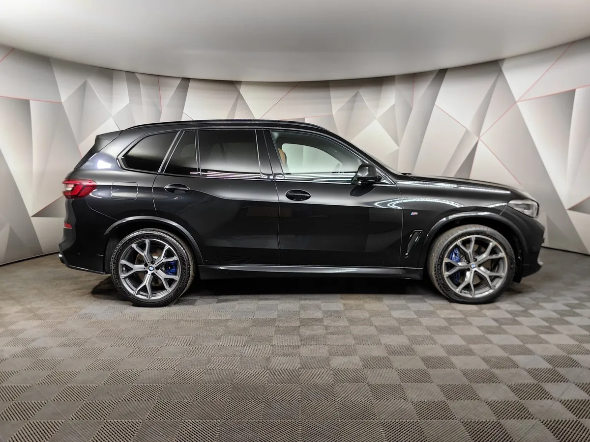 BMW X5 xDrive40d Steptronic (340 л.с.) Черный в АВИЛОН. Слайд №6