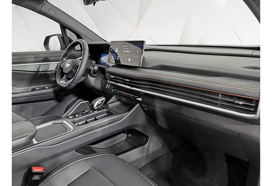 Geely Okavango 2.0T 7DCT 2WD (200 л.с.) Flagship Черный в АВИЛОН. Слайд №13