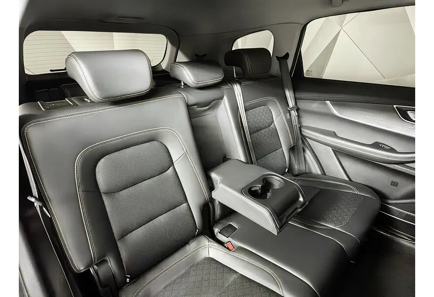 Chery Tiggo 8 2.0T CVT (170 л.с.) Prestige Белый в АВИЛОН. Слайд №17