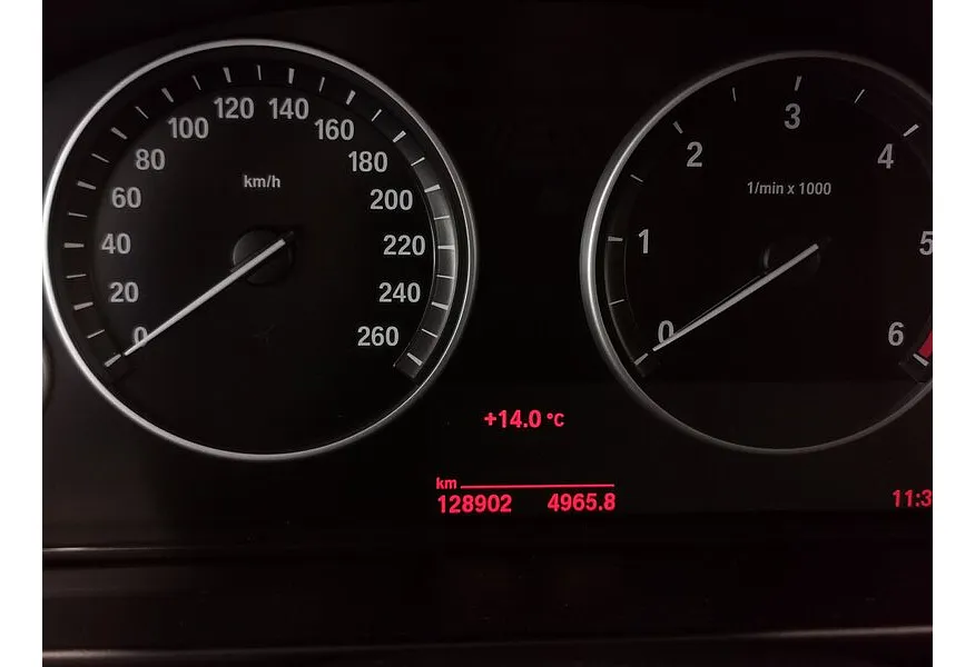 BMW X5 xDrive25d Steptronic (218 л.с.) Белый в АВИЛОН. Слайд №13