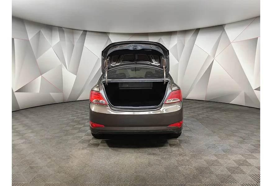 Hyundai Solaris 1.6 MT (123 л.с.) Comfort Коричневый в АВИЛОН. Слайд №12