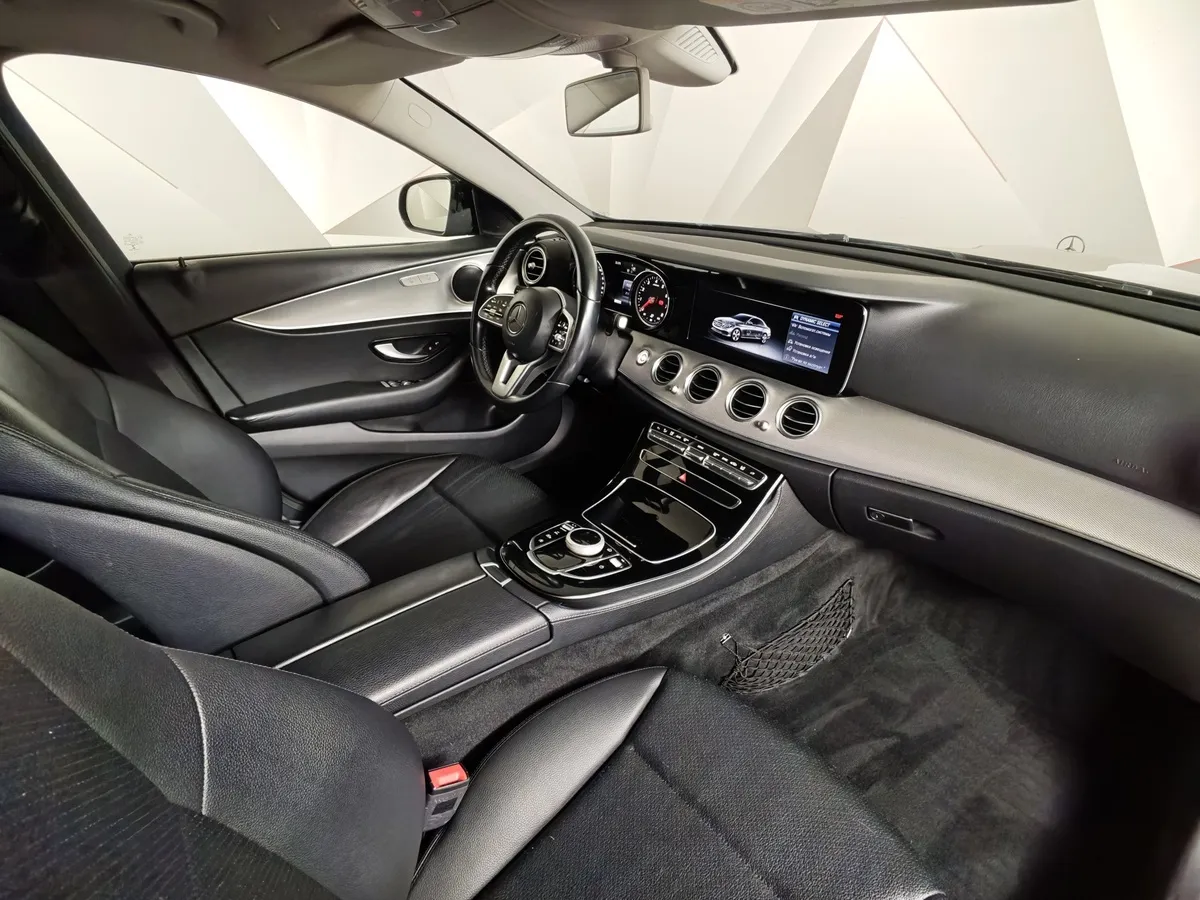 Mercedes-Benz E-Класс E 200 9G-TRONIC (197 л.с.) Черный в АВИЛОН. Слайд №12