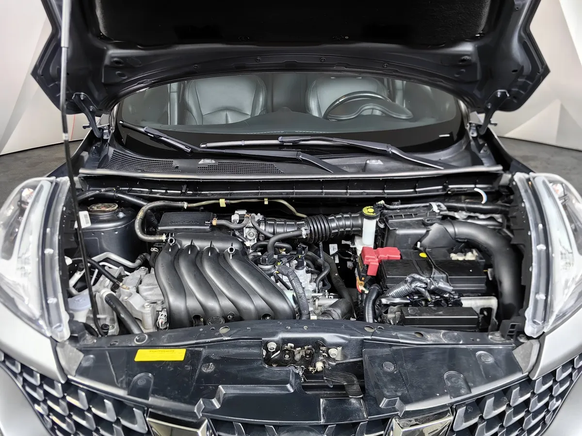 Nissan Juke 1.6 CVT (117 л.с.) Серый в АВИЛОН. Слайд №11