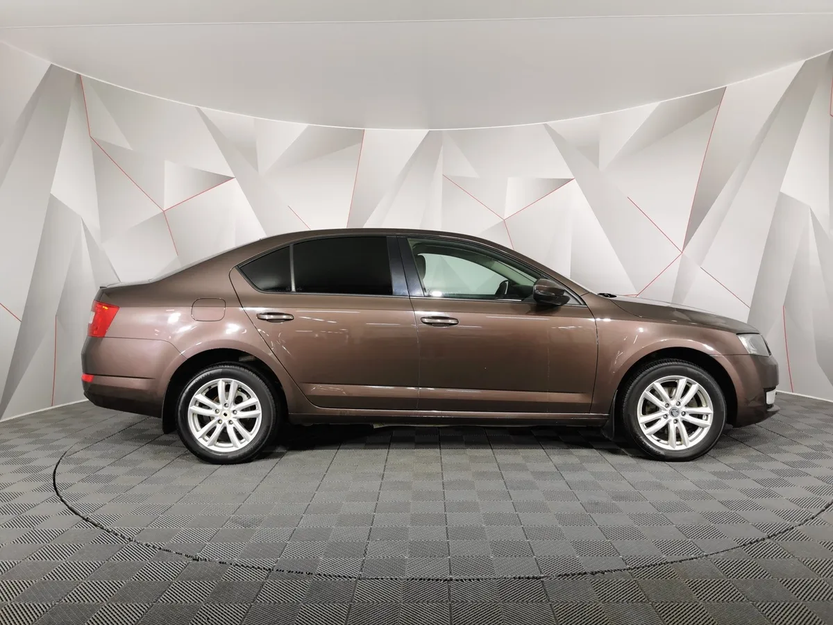 Skoda Octavia 1.4 TSI DSG (150 л.с.) Ambition Коричневый в АВИЛОН. Слайд №6