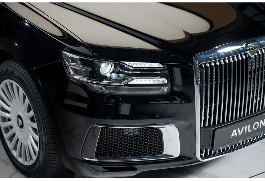 AURUS Komendant 4.4 AWD AT (598 л.с.) Черный в АВИЛОН. Слайд №9