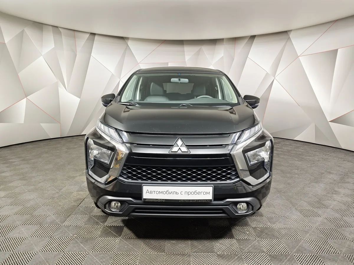 Mitsubishi Xpander 1.5 AT 2WD 7-Seat (105 л.с.) Medium Line Черный в АВИЛОН. Слайд №7