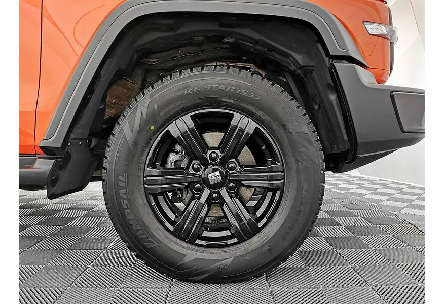 TANK 300 2.0T AT 4WD (220 л.с.) Adventure Оранжевый в АВИЛОН. Слайд №9