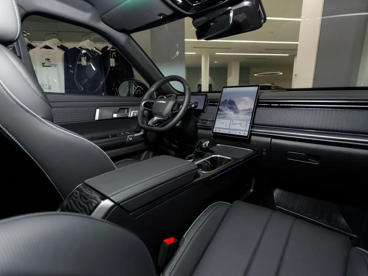 JAECOO J7 1.6T DCT 4WD (186 л.с.) Престиж Черный в АВИЛОН. Слайд №12