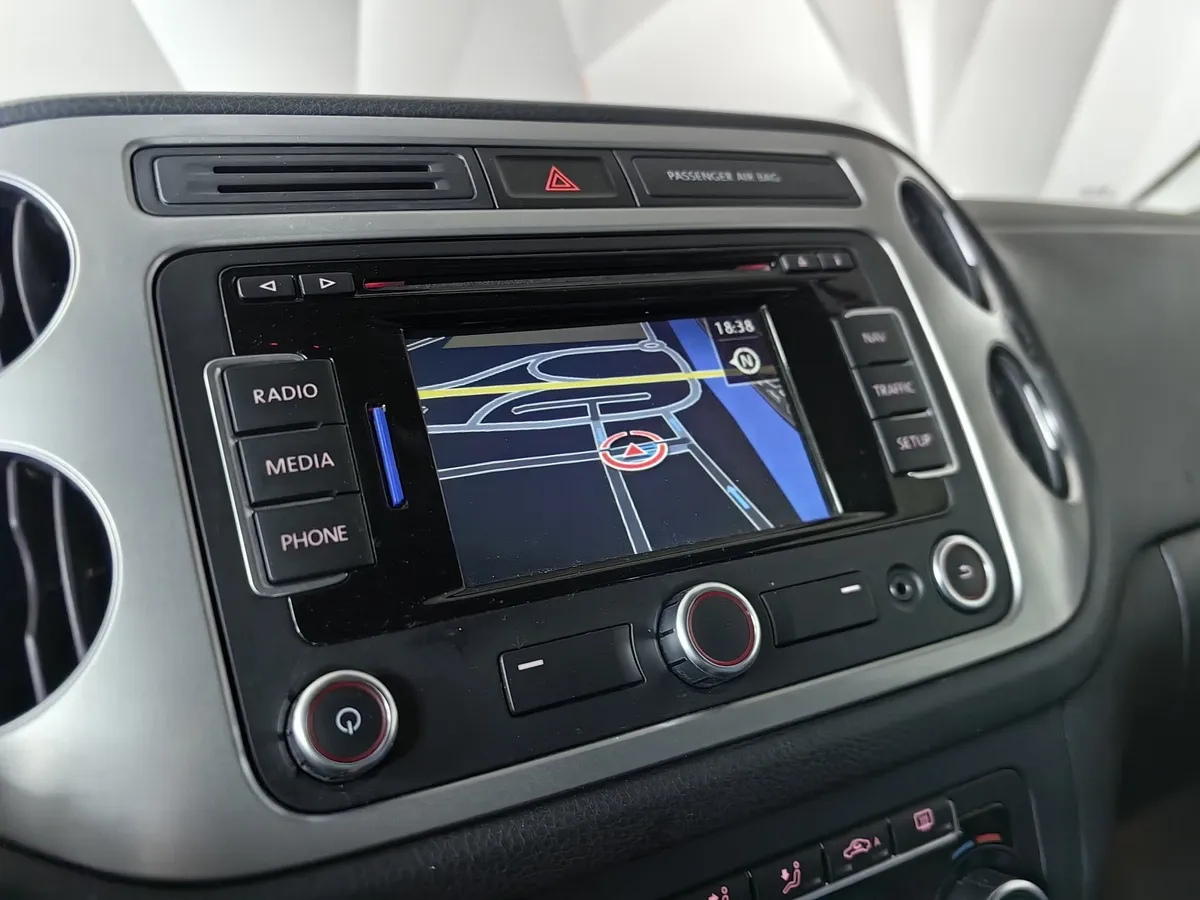 Volkswagen Tiguan 2.0 TSI 4Motion AT (170 л.с.) Sport&Style Серый в АВИЛОН. Слайд №21