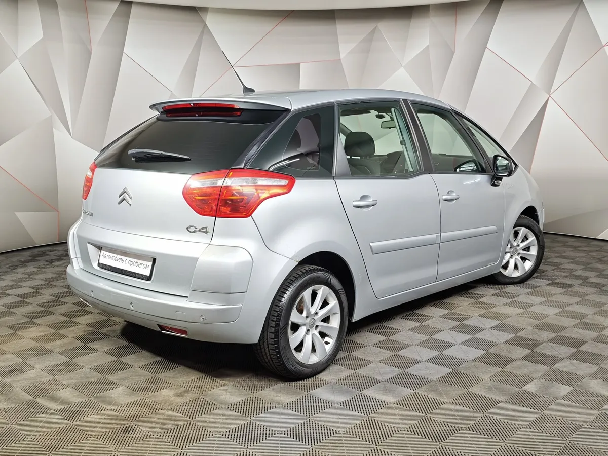 Citroen C4 Picasso 1.6 THP AT (150 л.с.) Серебристый в АВИЛОН. Слайд №2