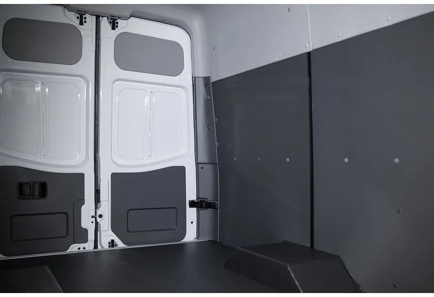 Sollers Atlant VAN 2.7D MT RWD DRW (150 л.с.) L3H2 3.5T Белый в АВИЛОН. Слайд №11