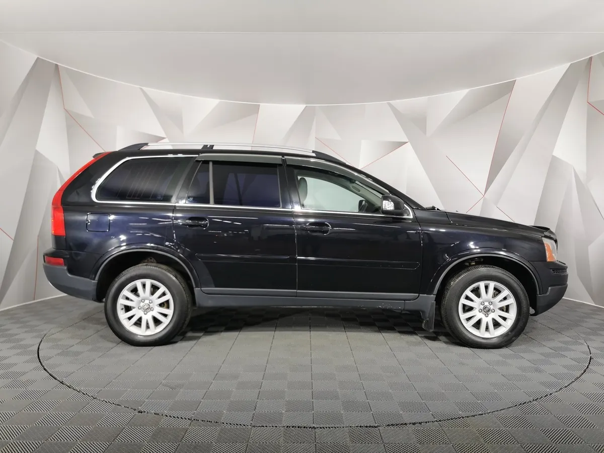 Volvo XC90 2.5 T5 Geartronic AWD (5 мест) (210 л.с.) Черный в АВИЛОН. Слайд №6