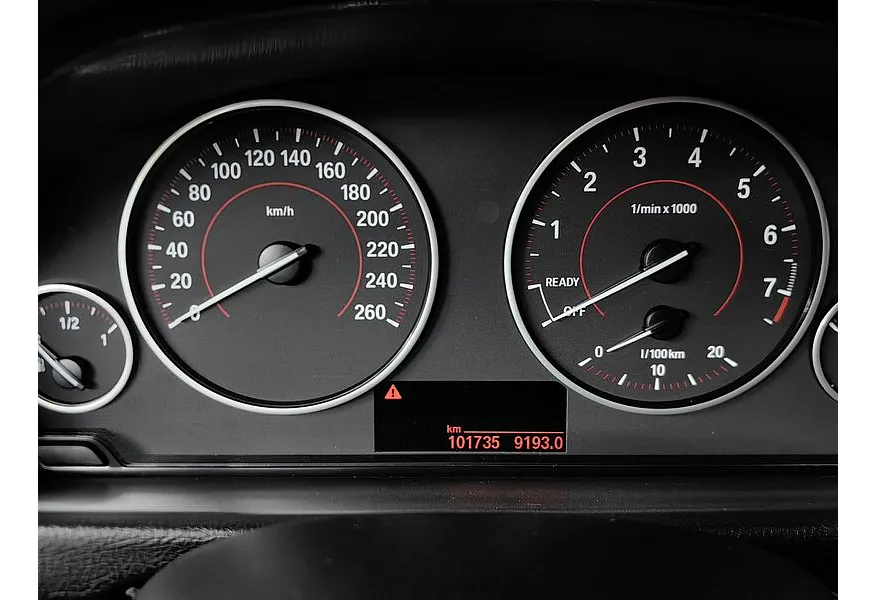 BMW 3 серия 320i xDrive AT (184 л.с.) Черный в АВИЛОН. Слайд №12