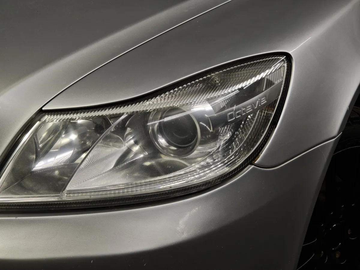 Skoda Octavia 1.8 TSI AT (152 л.с.) Серебристый в АВИЛОН. Слайд №10