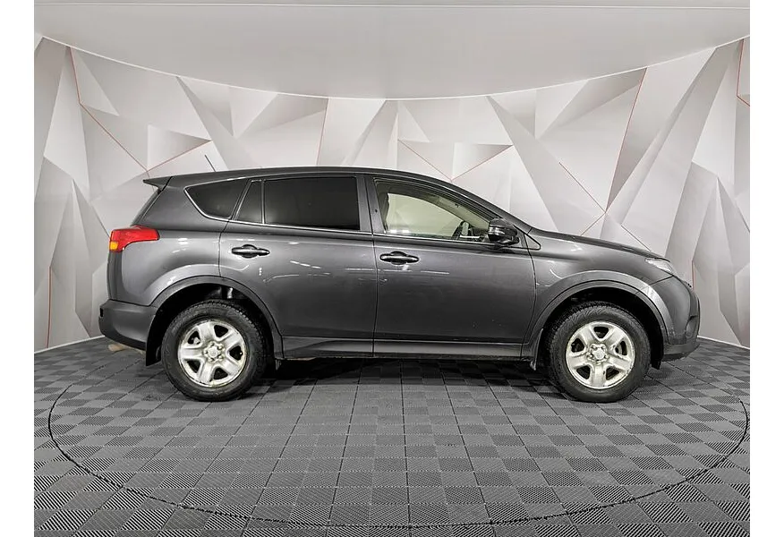 LIVE. Слайд №4