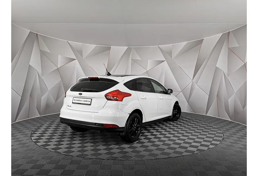 Ford Focus 1.6 Ti-VCT MT (125 л.с.) SPECIAL EDITION Белый в АВИЛОН. Слайд №2