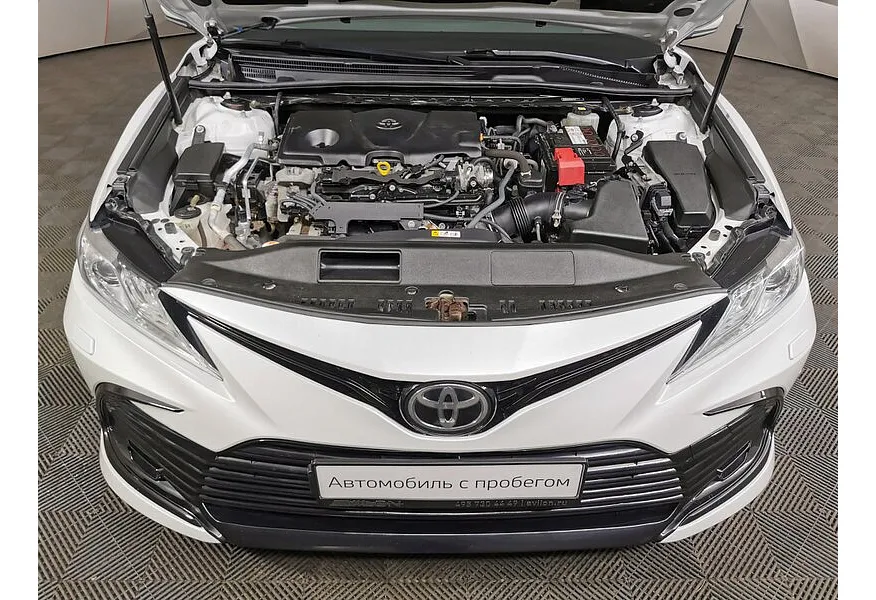 Toyota Camry 2.5 AT (200 л.с.) Белый в АВИЛОН. Слайд №15