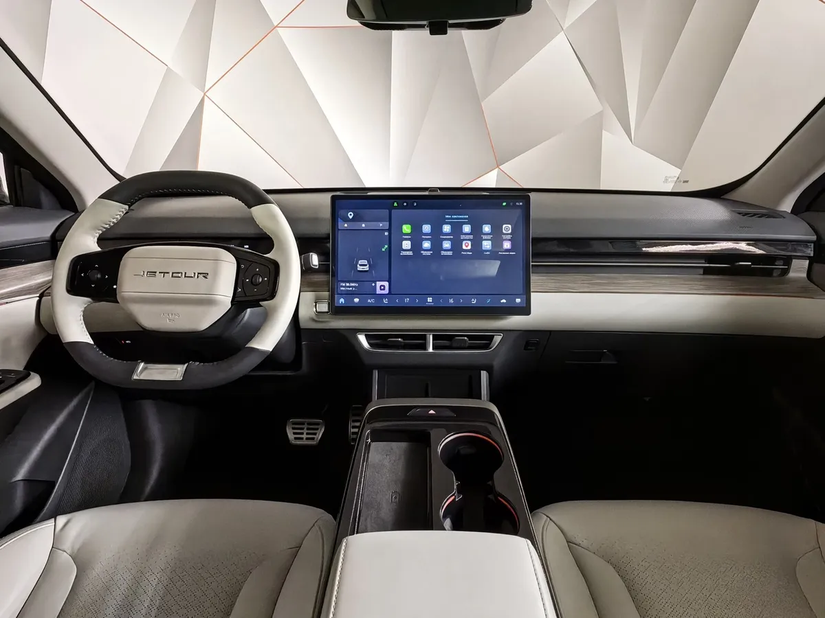 JETOUR Dashing 1.6T 7DCT 2WD (190 л.с.) Luxury Зеленый в АВИЛОН. Слайд №14