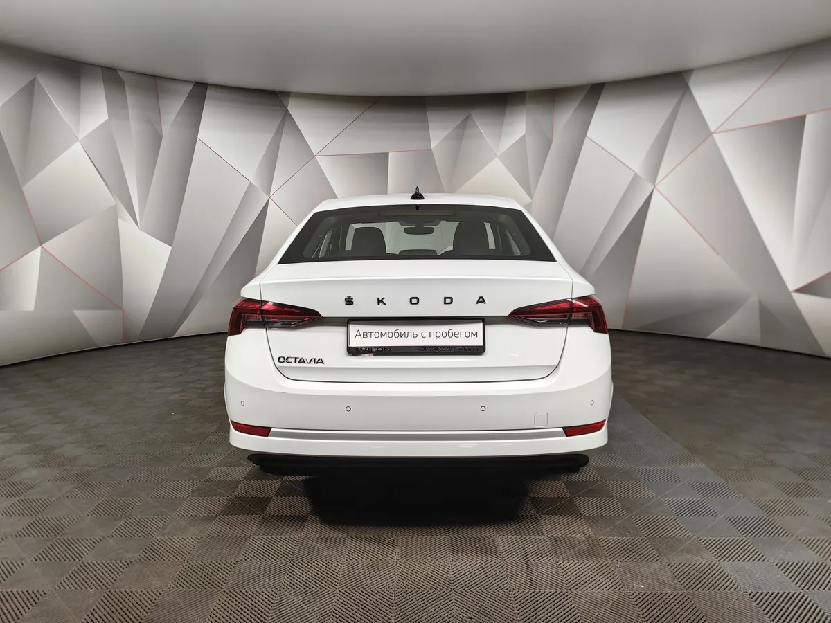 Skoda Octavia 1.4 AT FWD (150 л.с.) Белый в АВИЛОН. Слайд №8