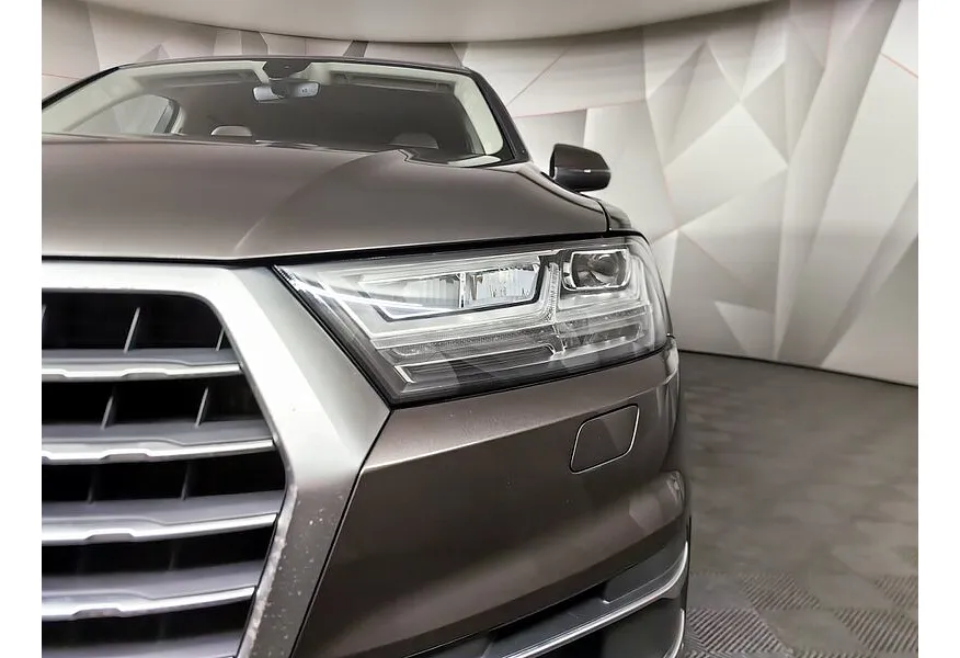 Audi Q7 3.0 TDI Tiptronic quattro (249 л.с.) Коричневый в АВИЛОН. Слайд №10
