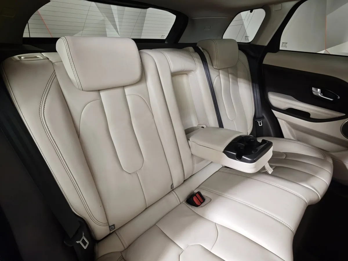 Land Rover Range Rover Evoque 2.0 Si4 AT AWD (240 л.с.) Dynamic Черный в АВИЛОН. Слайд №15