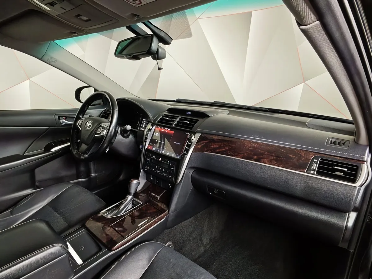 Toyota Camry 2.5 AT (181 л.с.) Черный в АВИЛОН. Слайд №12