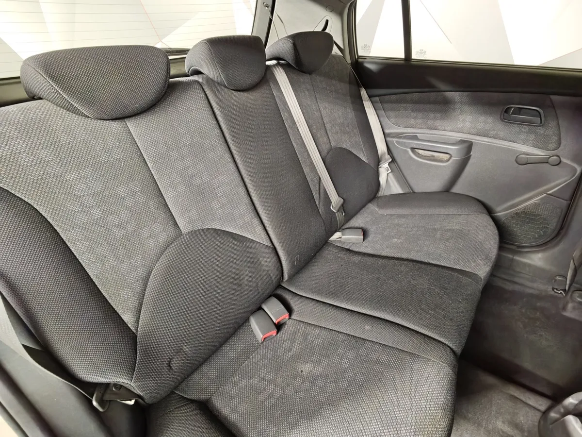 Kia Rio 1.4 MT (97 л.с.) Бежевый в АВИЛОН. Слайд №15