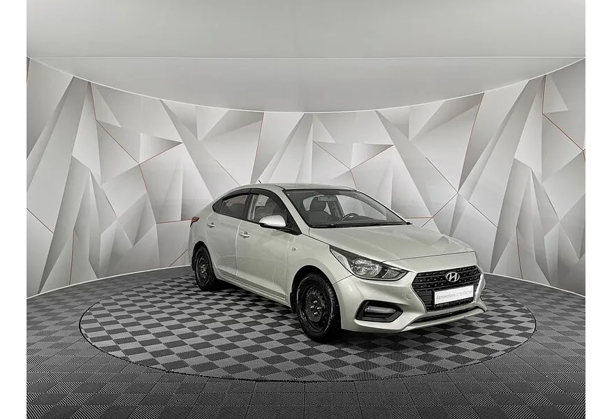 Hyundai Solaris 1.6 AT (123 л.с.) Active Plus Бежевый в АВИЛОН. Слайд №3