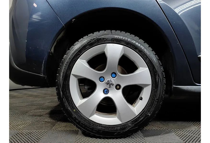 Peugeot 3008 1.6 AT 4WD (150 л.с.) Синий в АВИЛОН. Слайд №9