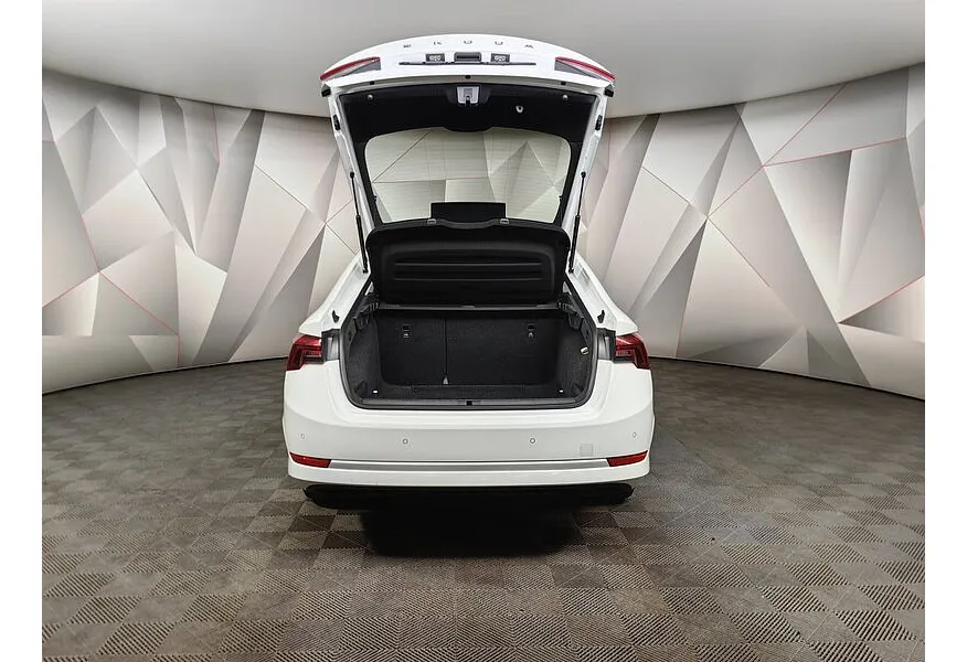 Skoda Octavia 1.4 AT FWD (150 л.с.) Белый в АВИЛОН. Слайд №12