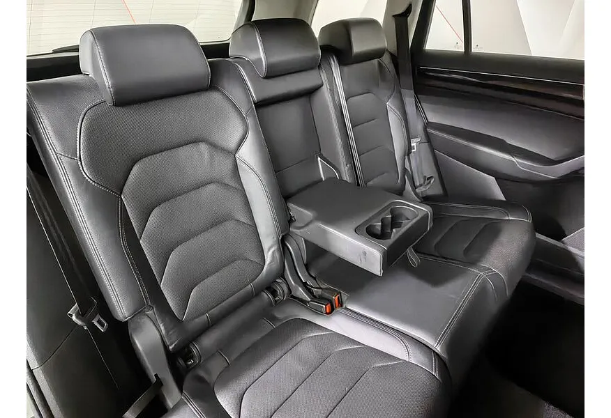 Skoda Kodiaq 2.0 TSI DSG 4X4 (180 л.с.) Зеленый в АВИЛОН. Слайд №17