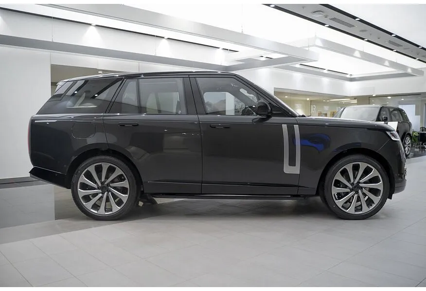 Land Rover Range Rover 4.4 P530 V8 AT AWD (530 л.с.) Autobiography Серый в АВИЛОН. Слайд №2