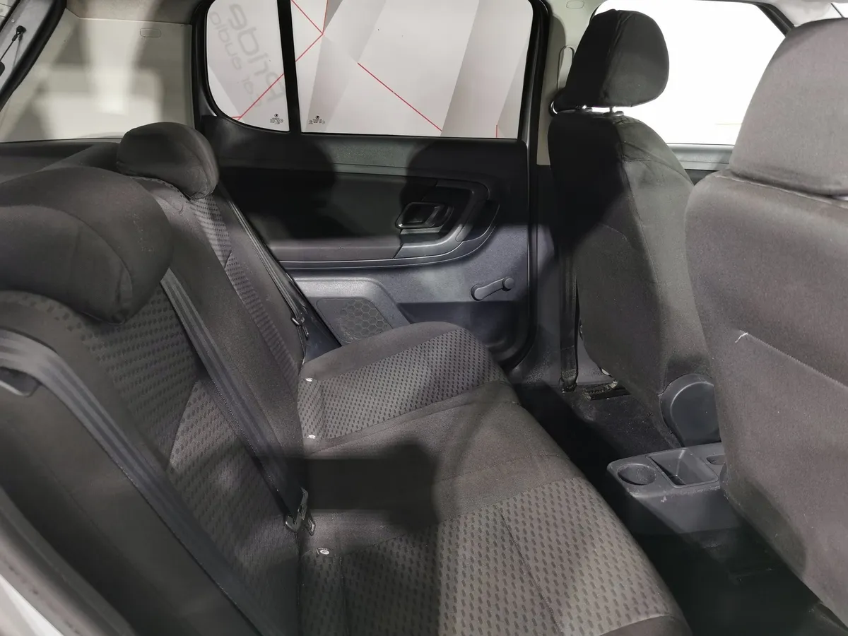 Skoda Fabia 1.6 AT (105 л.с.) Серебристый в АВИЛОН. Слайд №15