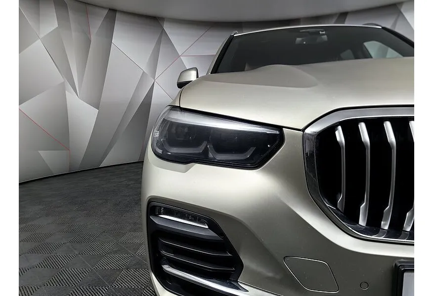 BMW X5 xDrive30d Steptronic (249 л.с.) Коричневый в АВИЛОН. Слайд №8