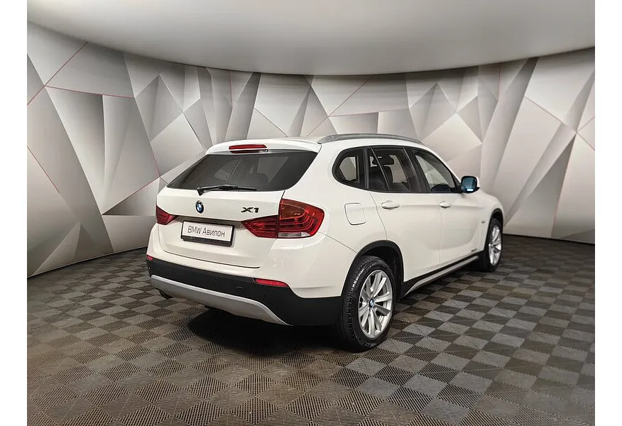АВИЛОН - BMW X1 xDrive20d AT (184 л.с.) Белый - slide 5
