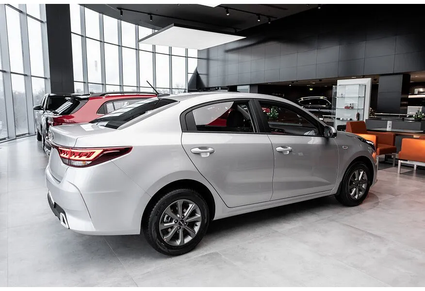 Solaris KRS 1.6 AT (123 л.с.) Premium Серебристый в АВИЛОН. Слайд №6