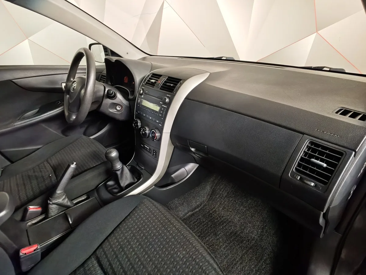 Toyota Corolla 1.4 MT (97 л.с.) Серый в АВИЛОН. Слайд №11