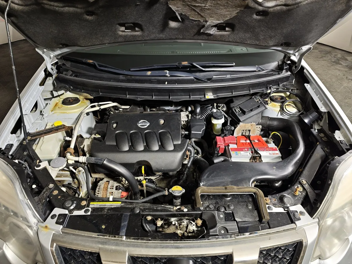Nissan X-Trail 2.0 CVT AWD (141 л.с.) Серебристый в АВИЛОН. Слайд №11
