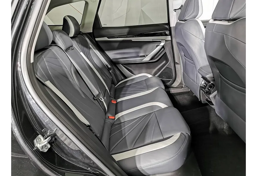 Geely Atlas 2.0T AT 4WD (200 л.с.) Flagship Черный в АВИЛОН. Слайд №17