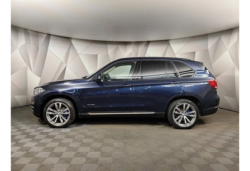 LIVE. Слайд №2