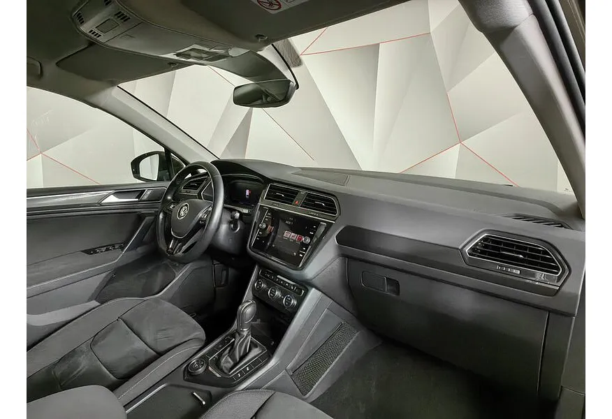 Volkswagen Tiguan 1.4 TSI 4Motion DSG (150 л.с.) Connect Коричневый в АВИЛОН. Слайд №13