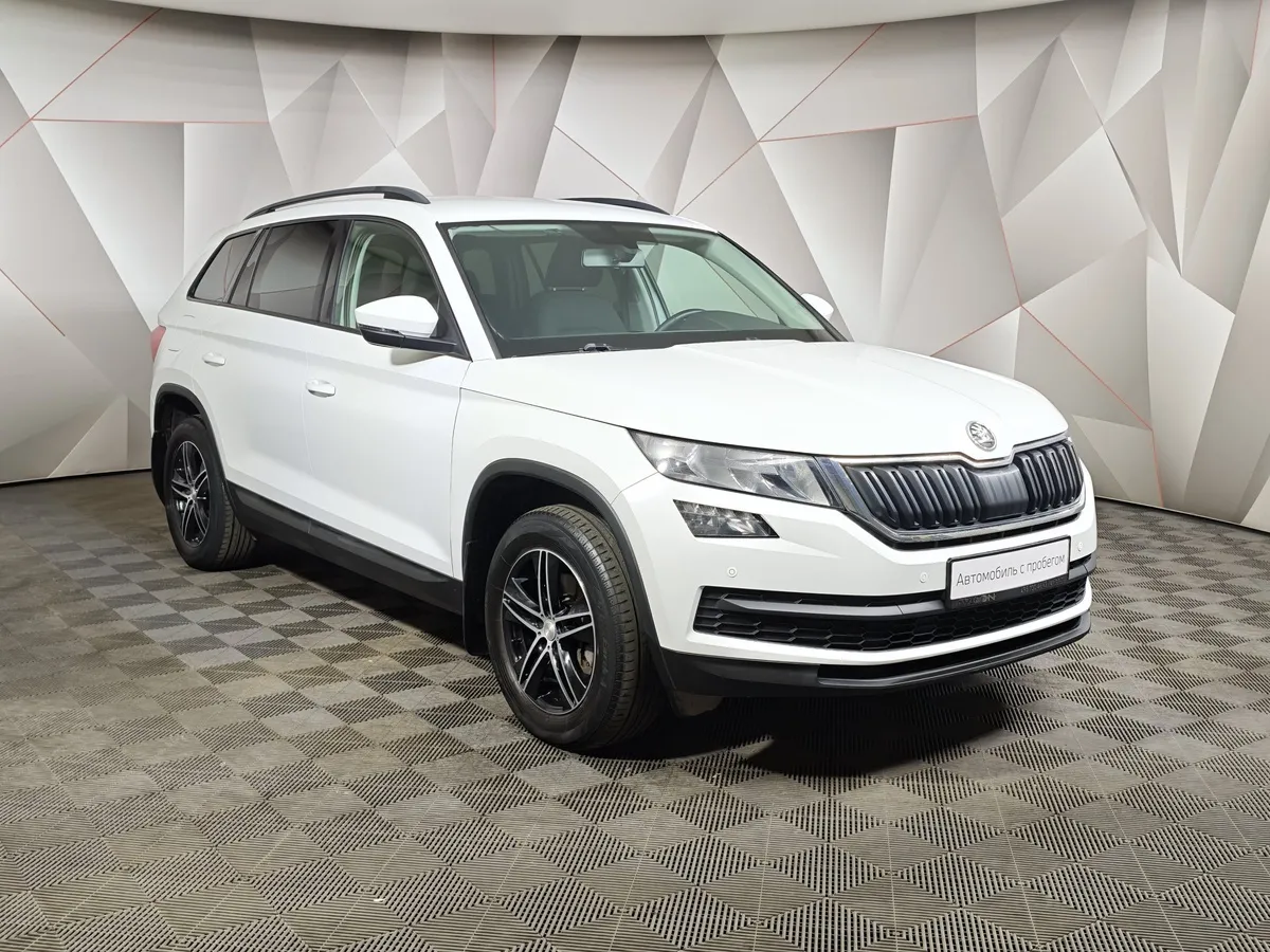 Skoda Kodiaq 1.4 TSI DSG 4X4 (150 л.с.) Белый в АВИЛОН. Слайд №3