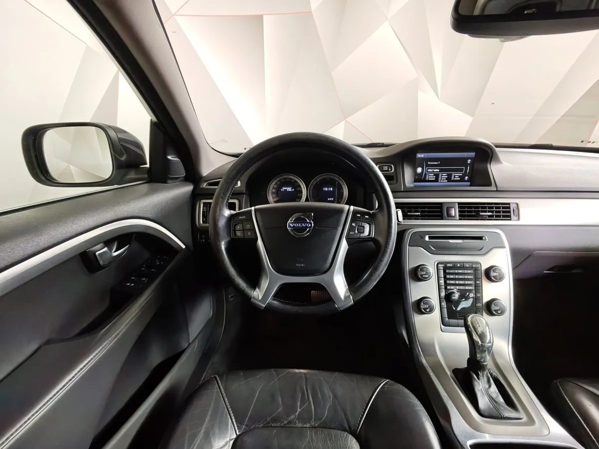 Volvo XC70 2.4 D4 Geartronic AWD (163 л.с.) Черный в АВИЛОН. Слайд №18