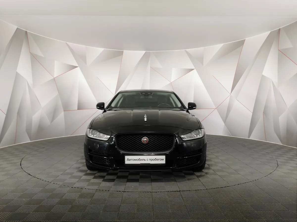 Jaguar XE 2.0 D AT AWD (180 л.с.) Prestige Черный в АВИЛОН. Слайд №7
