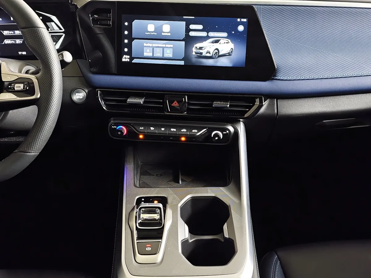 GAC GS3 1.5TG 7WDCT (170 л.с.) GB R-Style Белый в АВИЛОН. Слайд №15