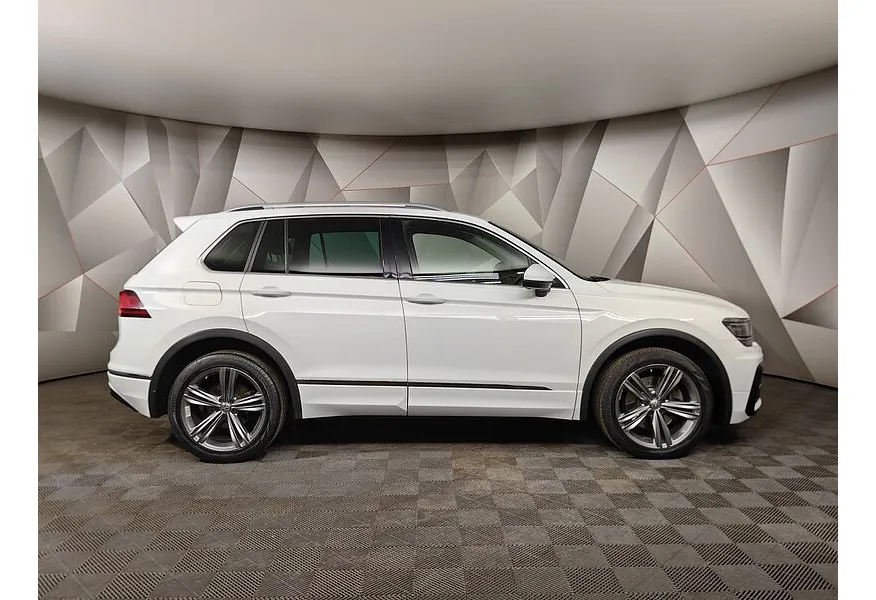 Volkswagen Tiguan 2.0 TSI 4Motion DSG (180 л.с.) Sportline Белый в АВИЛОН. Слайд №6