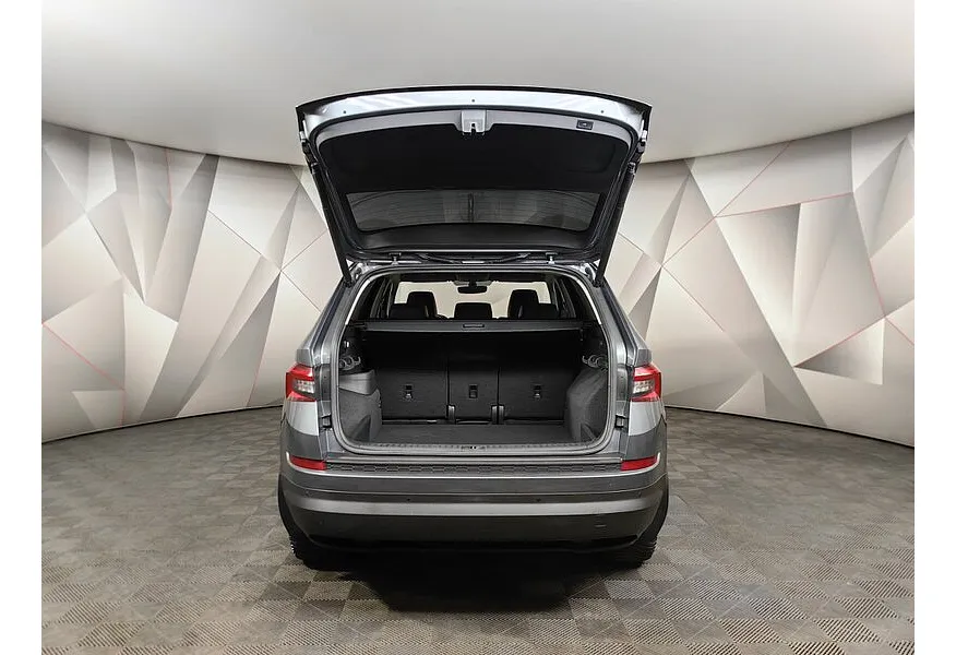 Skoda Kodiaq 1.4 TSI DSG 4X4 (150 л.с.) Серый в АВИЛОН. Слайд №11